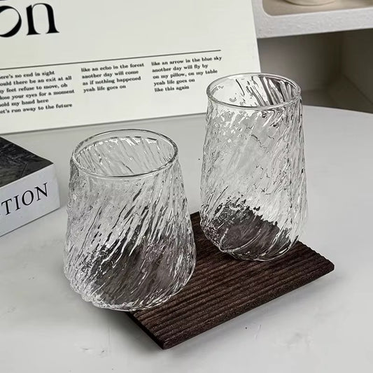VERRE STRIÉ